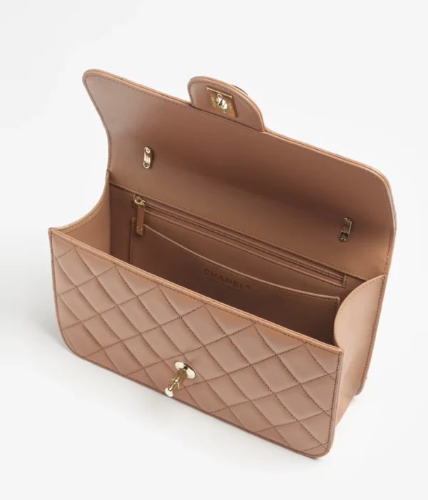 Chanel Classic Flap Bag Medium - Image 3