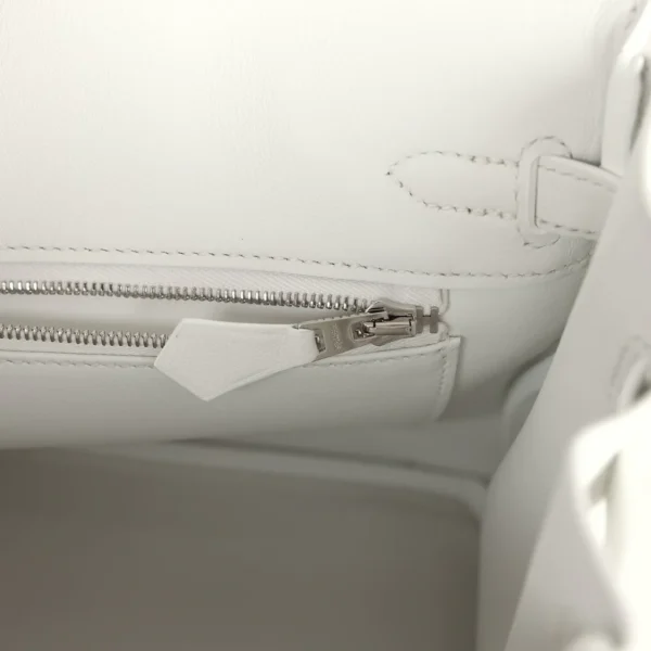 Hermès Birkin 25 – White Swift Leather with Palladium Hardware - Image 9