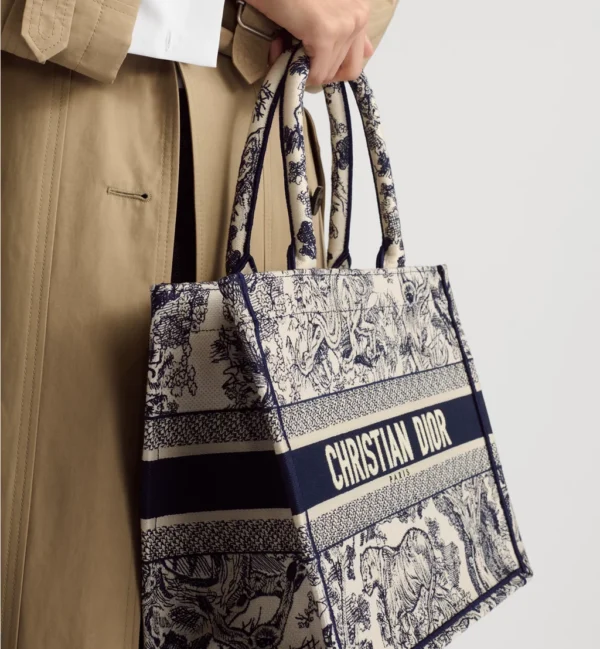 Dior Book Tote – Ecru & Blue Toile de Jouy Embroidery - Image 7